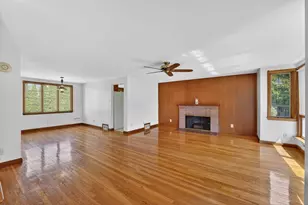 6 Desmond Dr, Nahant, MA 01908 - Photo 9