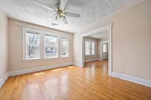 20-22 Greenough St, Newton, MA 02465 - Photo 9