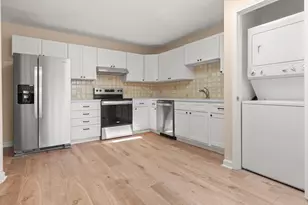 9 Thomas St, Saugus, MA 01906 - Photo 15
