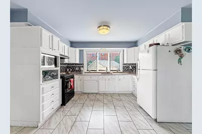 14 Oak Ter, Everett, MA 02149 - Photo 27