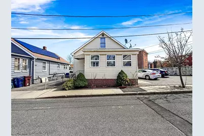 14 Oak Ter, Everett, MA 02149 - Photo 1