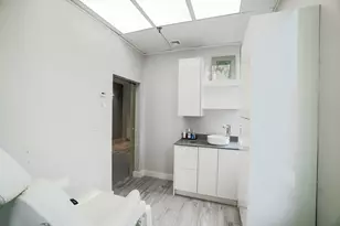 18 Crawford St, Needham, MA 02494 - Photo 11