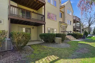 63 Maple St, Canton, MA 02021 - Photo 3