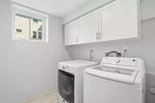 65 Hillsdale Rd, Medford, MA 02155 - Photo 39