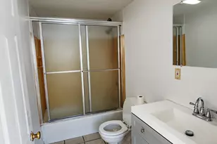 10 N Glenway Ave, Randolph, MA 02368 - Photo 17