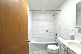 80 North Warren, Woburn, MA 01801 - Photo 25