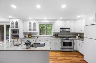 7 Providence Rd, Westford, MA 01886 - Photo 7