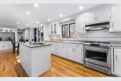 7 Providence Rd, Westford, MA 01886 - Photo 5