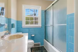 201 Glenfield Rd, North Attleboro, MA 02760 - Photo 7