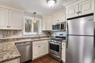 17 Sharron Dr, Easton, MA 02375 - Photo 7