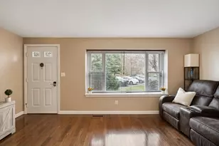 17 Sharron Dr, Easton, MA 02375 - Photo 3