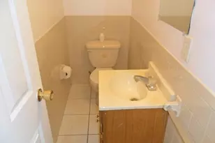 16 West St, Milford, MA 01757 - Photo 7