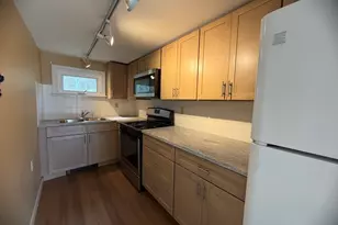 79 N Main St, Bellingham, MA 02019 - Photo 11