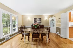 20 Coachmans Ln, North Andover, MA 01845 - Photo 15