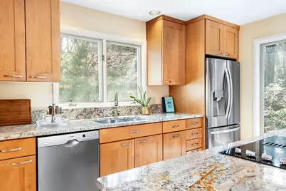 375 Atherton St, Milton, MA 02186 - Photo 5