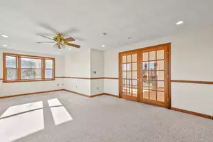 72 Cambridge Rd, Woburn, MA 01801 - Photo 3
