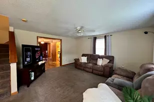 46-48 Kent Rd, Springfield, MA 01129 - Photo 15