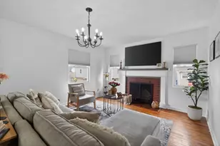 37 Blakely Ct, Fall River, MA 02720 - Photo 9