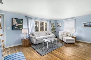 2 Montauk St, Falmouth, MA 02536 - Photo 3