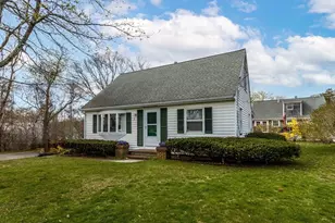 2 Montauk St, Falmouth, MA 02536 - Photo 23
