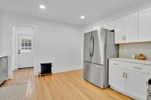 51 Hartford Terrace, Springfield, MA 01118 - Photo 5