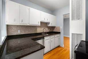 61 Garfield St, Cambridge, MA 02138 - Photo 9