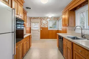 18 Royce Rd, Framingham, MA 01701 - Photo 11