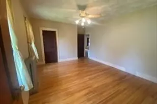 446 Chandler St, Worcester, MA 01602 - Photo 11