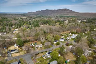 50 Phelps St, Easthampton, MA 01027 - Photo 31