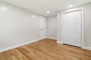 123 Pine Hill Cir, Waltham, MA 02451 - Photo 11