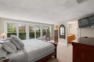 15 Walton St, Wakefield, MA 01880 - Photo 23
