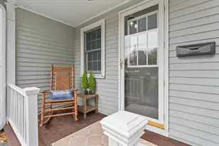 285 Main St, Groveland, MA 01834 - Photo 3