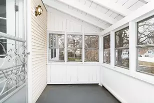 7 Mangano Ct, Watertown, MA 02472 - Photo 11