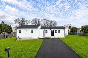 715 Newhall St, Fall River, MA 02721 - Photo 3