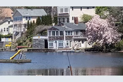10 Coral Hill Rd, Essex, MA 01929 - Photo 1