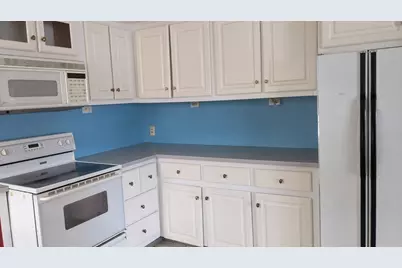 10 Coral Hill Rd, Essex, MA 01929 - Photo 15