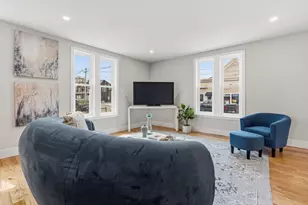 8 Hammatt St, Ipswich, MA 01938 - Photo 11