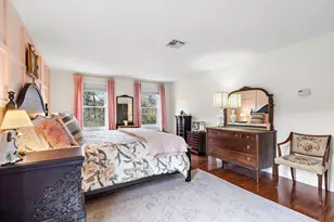 7 Holbrook St, Medway, MA 02053 - Photo 21