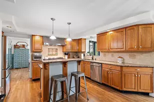 7 Holbrook St, Medway, MA 02053 - Photo 11