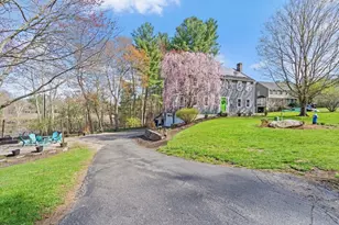 7 Holbrook St, Medway, MA 02053 - Photo 35