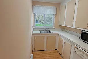 130 Monroe St, Norwood, MA 02062 - Photo 9