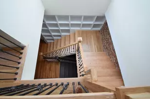 1616 Beacon St, Brookline, MA 02446 - Photo 9