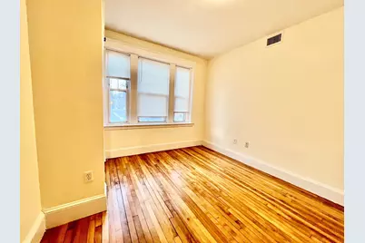 69 Babcock St #1, Brookline, MA 02446 - Photo 7