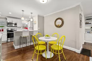 11 Oak St, Wellesley, MA 02482 - Photo 5