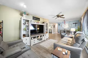 165 Applewood Dr, Chicopee, MA 01022 - Photo 7