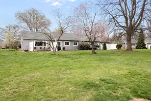 165 Applewood Dr, Chicopee, MA 01022 - Photo 31