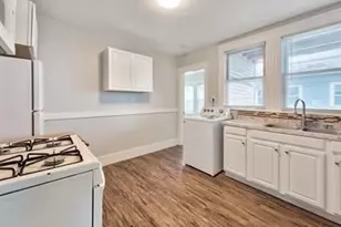 31-35 Juniper St, Boston, MA 02120 - Photo 5