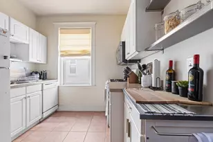 242 S Huntington Ave, Boston, MA 02130 - Photo 7