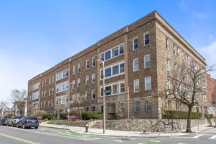 242 S Huntington Ave, Boston, MA 02130 - Photo 15
