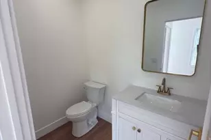 20 Broad St, Medway, MA 02053 - Photo 11